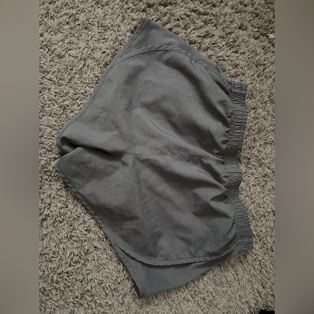 NIKE‎